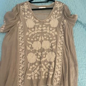 Karen Seo size X-Large swing embroidered tunic